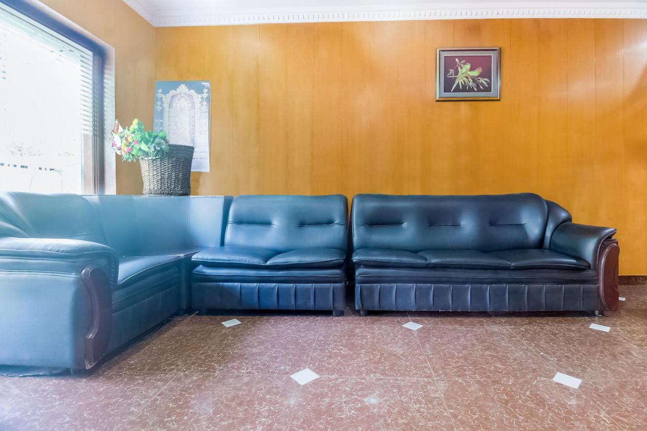 Oyo 70841 Hotel Anjali Residency Velur Zewnętrze zdjęcie