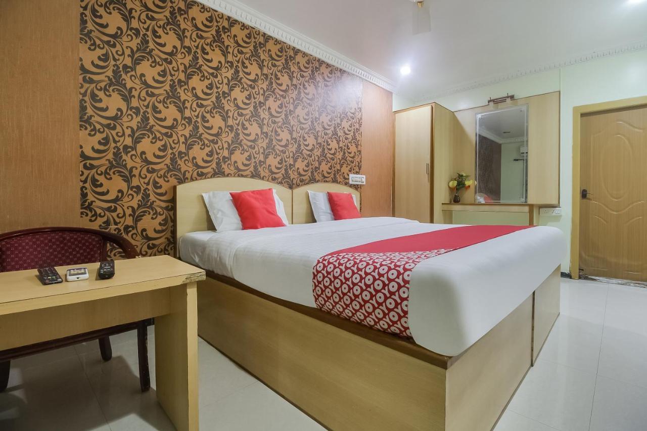 Oyo 70841 Hotel Anjali Residency Velur Zewnętrze zdjęcie