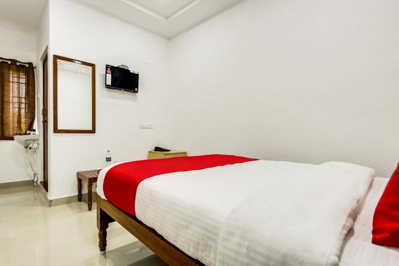 Oyo 70841 Hotel Anjali Residency Velur Zewnętrze zdjęcie