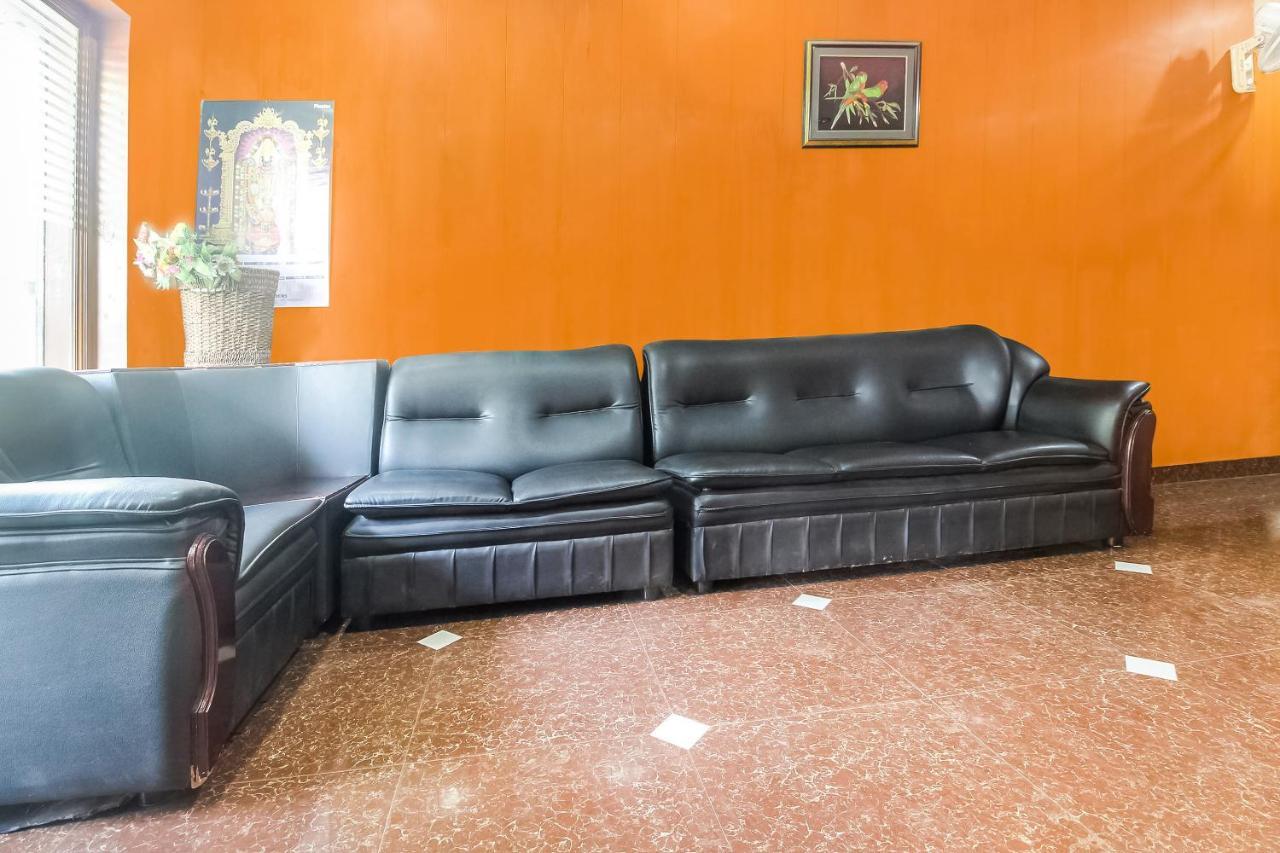 Oyo 70841 Hotel Anjali Residency Velur Zewnętrze zdjęcie