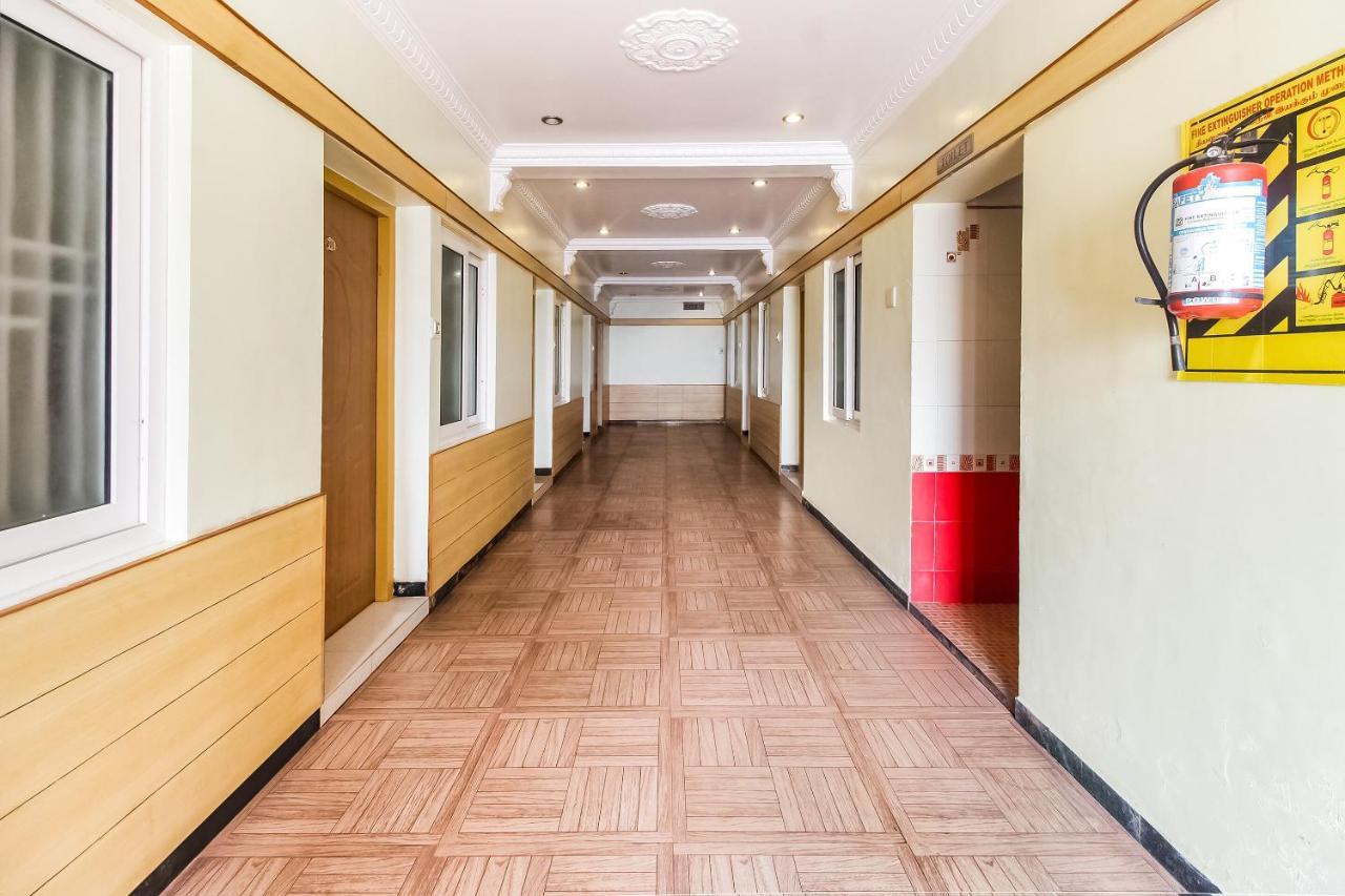Oyo 70841 Hotel Anjali Residency Velur Zewnętrze zdjęcie